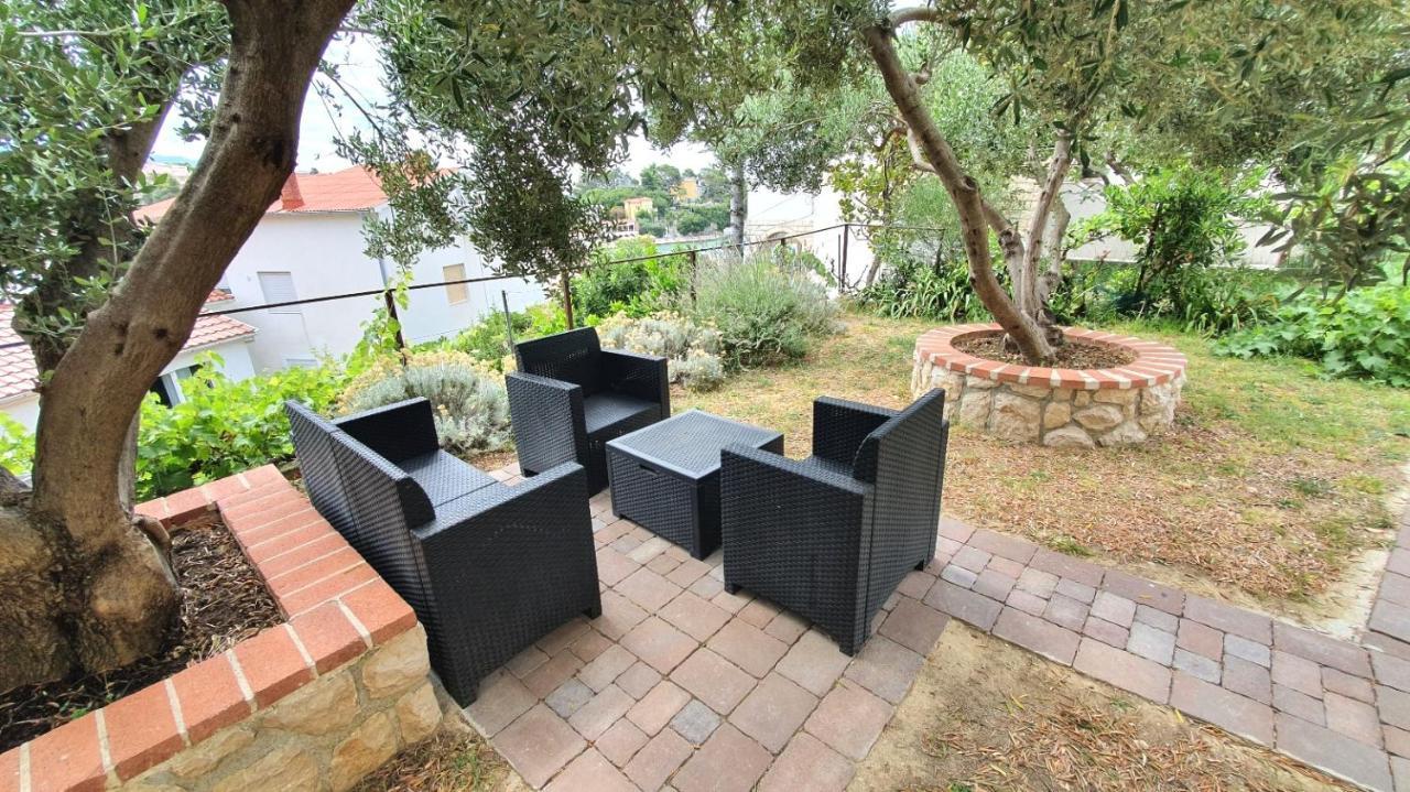 Apartments Dora Banjol Extérieur photo