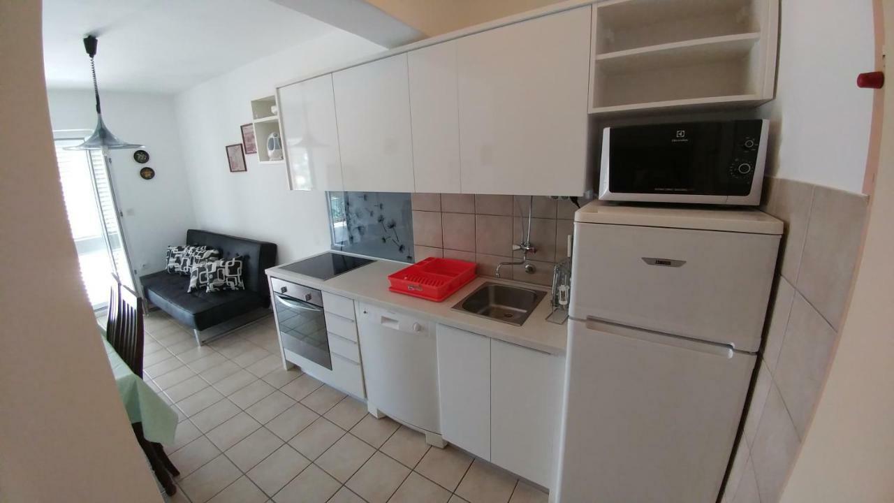 Apartments Dora Banjol Extérieur photo