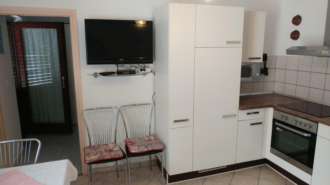 Apartments Dora Banjol Extérieur photo