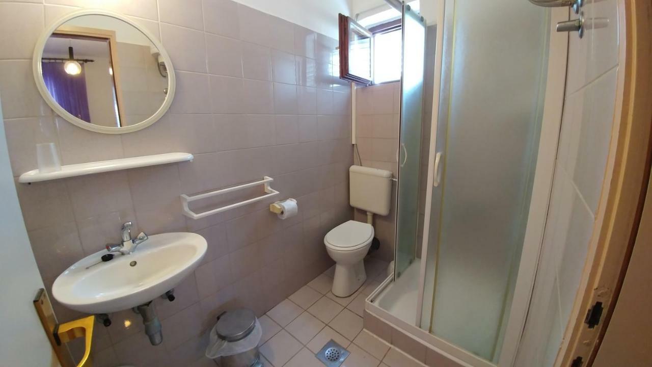 Apartments Dora Banjol Extérieur photo