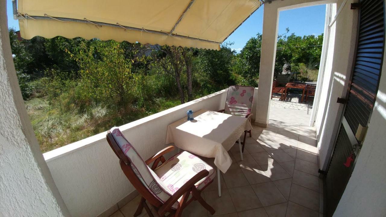Apartments Dora Banjol Extérieur photo