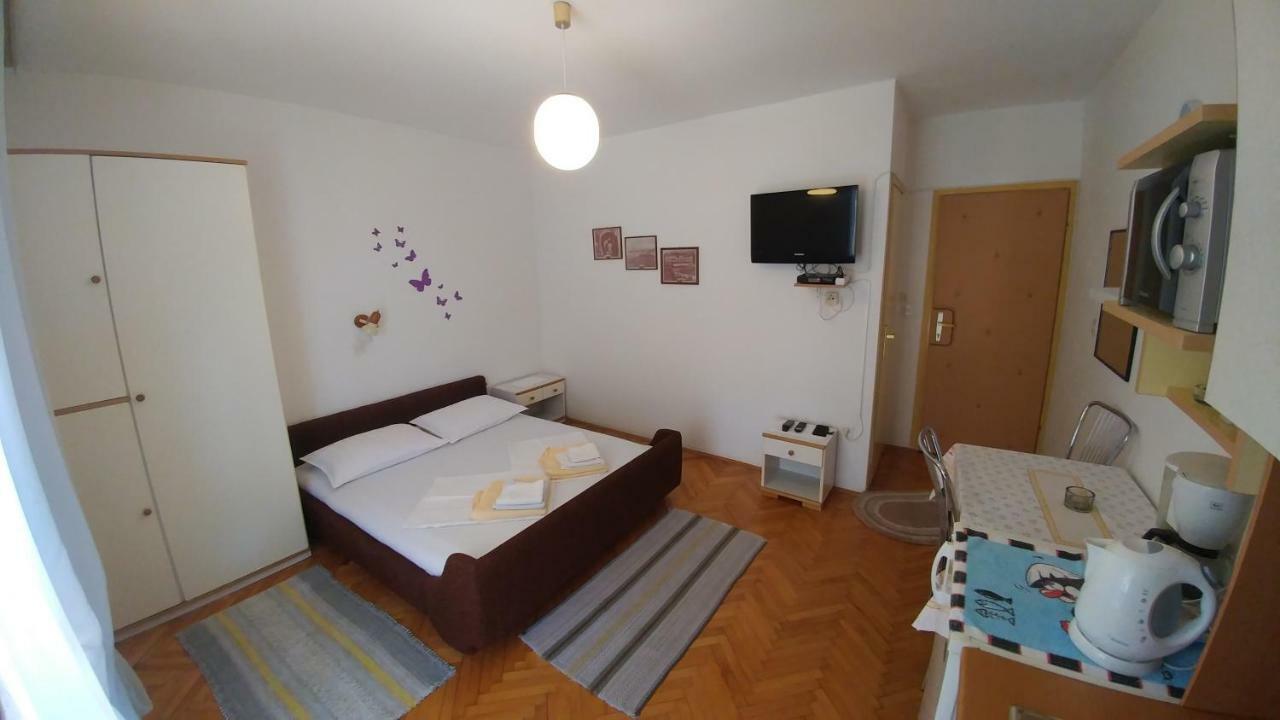 Apartments Dora Banjol Extérieur photo