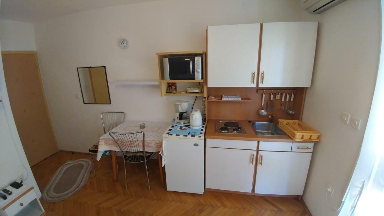 Apartments Dora Banjol Extérieur photo